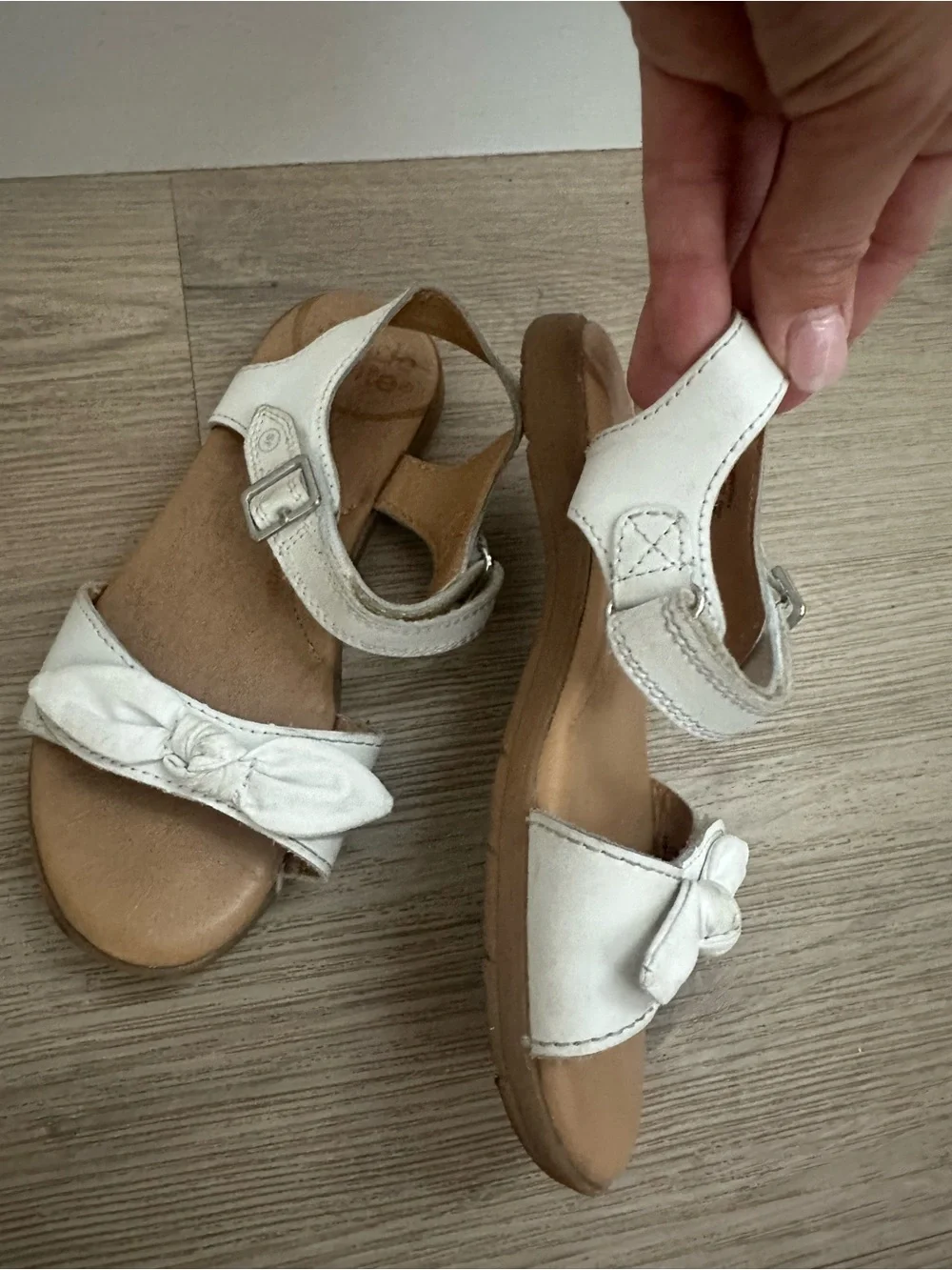 Stride Rite Kids White Bow Sandals - Whitney Summer Shoes